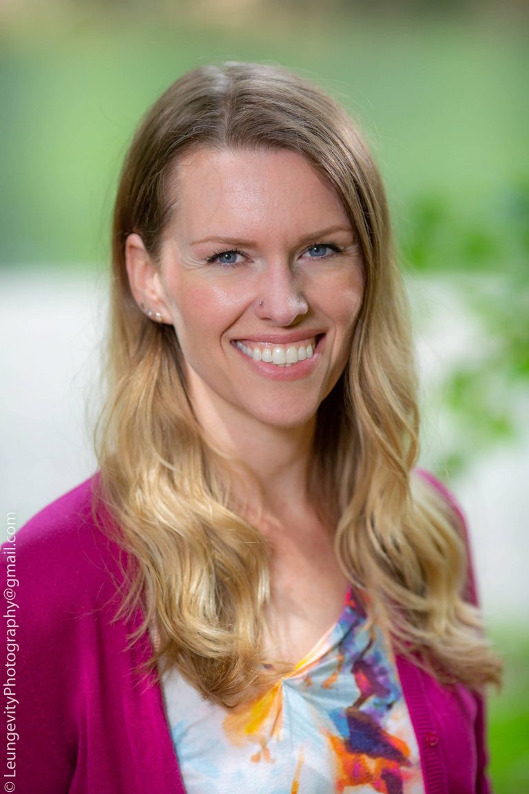 Photo of Anne Oeldorf-Hirsch